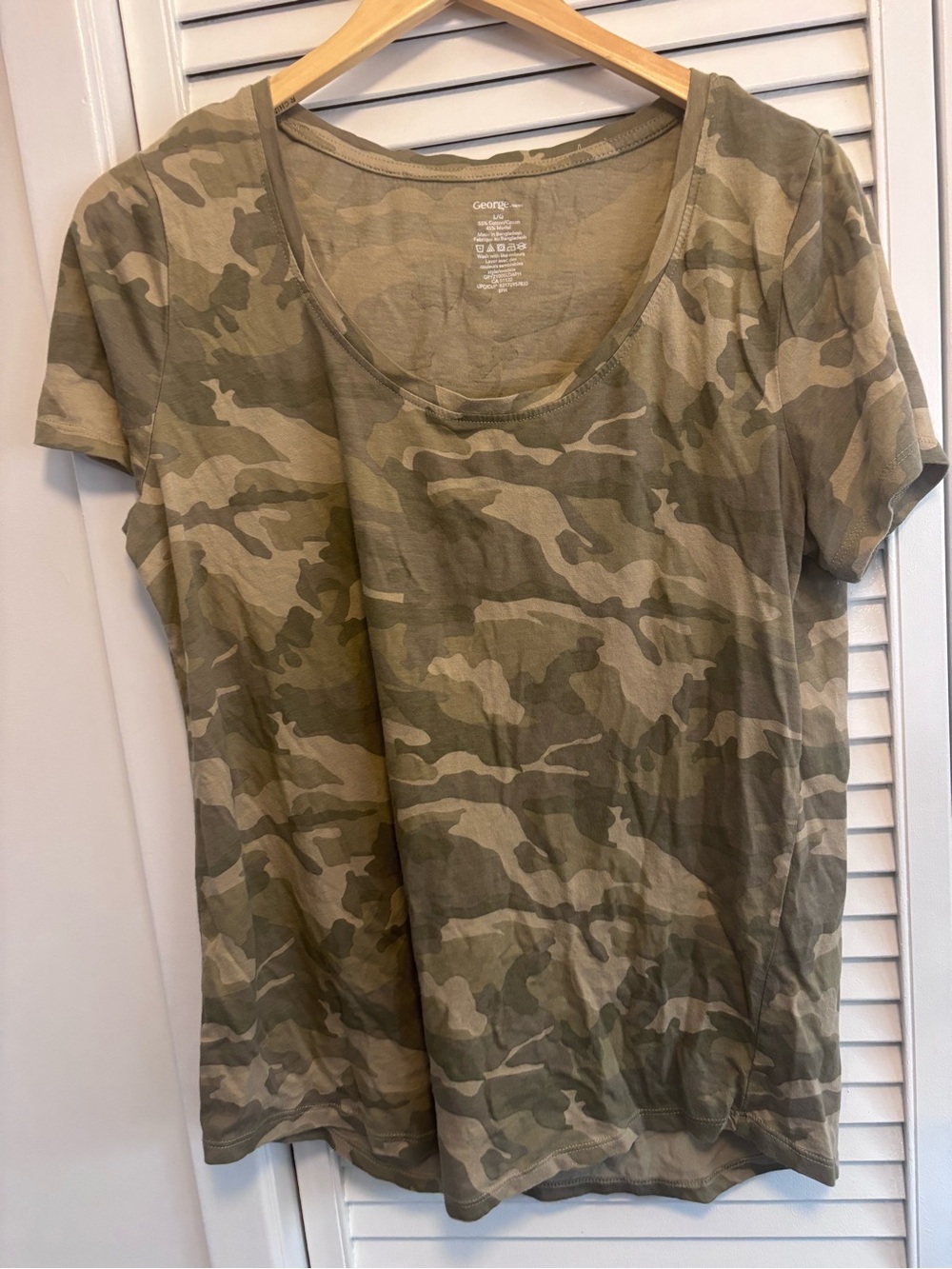 George Olive & Khaki Camo Scoop Neck Tee